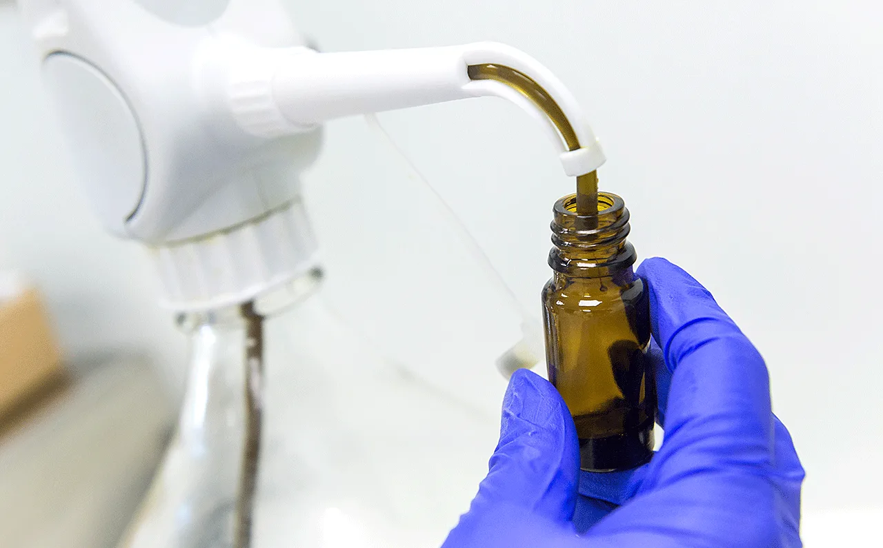 THC Cannabis Oil for Sale in Europe for Medical & Recreational Use